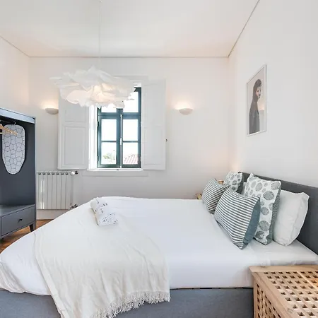 Guestready - All The Saints Houses