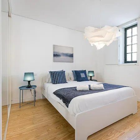 Guestready - All The Saints Houses *